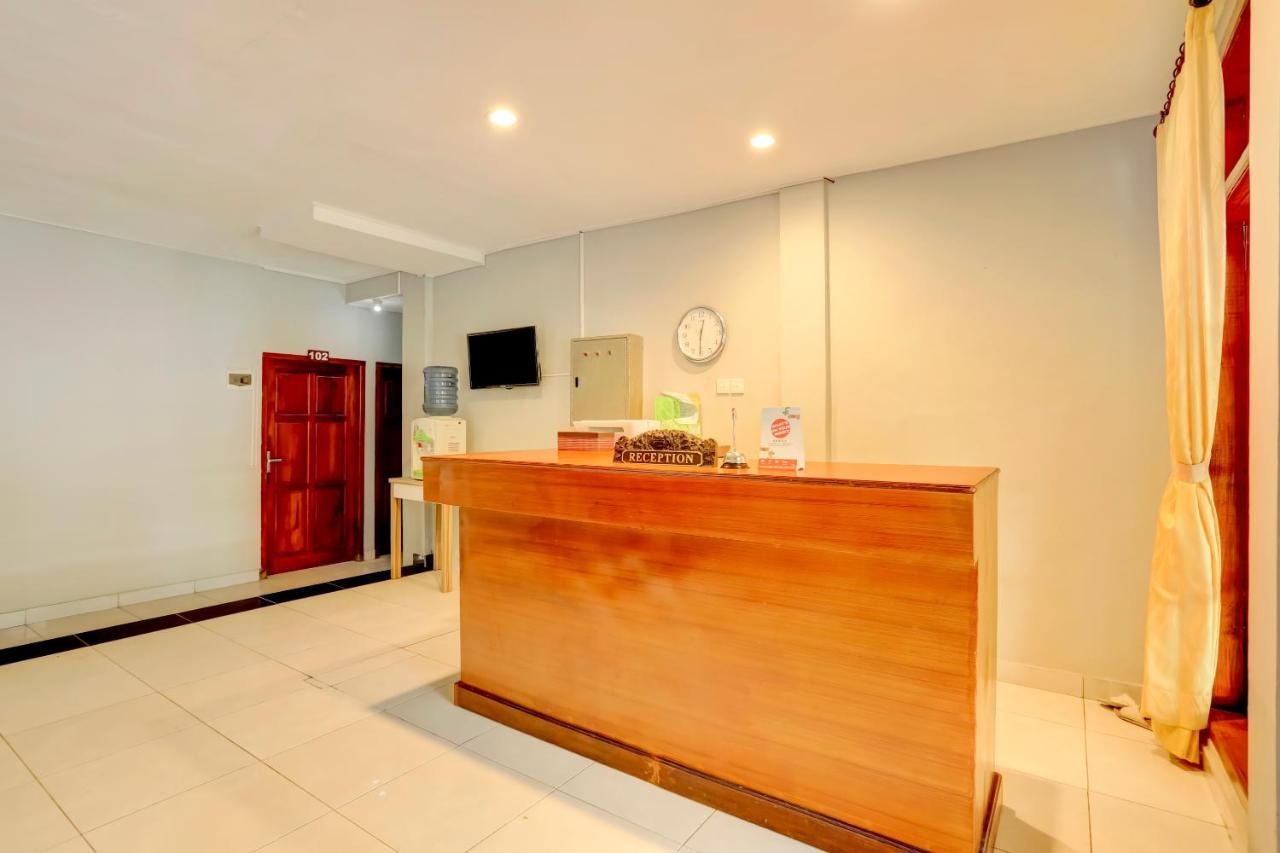 Oyo 90089 Hotel Satria Syariah Denpasar Exteriör bild